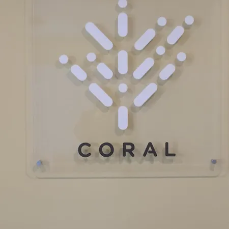 Coral Ap. 27 דירה וארנה